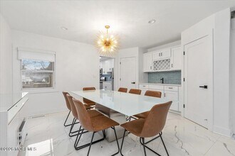 1001 Norwood Ave in Long Branch, NJ - Foto de edificio - Building Photo