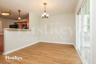 3521 Galaxy Rd in Ladson, SC - Foto de edificio - Building Photo