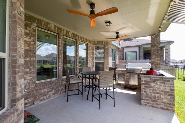 property at 29471 Westhope Dr
