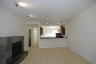 1223 E 52nd St in Chicago, IL - Building Photo - Building Photo
