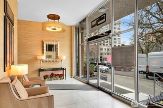 1221 Minor Ave, Unit 602 in Seattle, WA - Building Photo - Building Photo