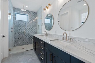 701 Ariana Ct in Austin, TX - Building Photo - Building Photo