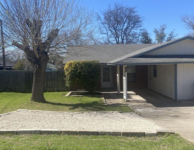 12800 Old San Antonio Rd in Manchaca, TX - Building Photo - Building Photo