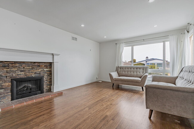 property at 312 Northaven Dr