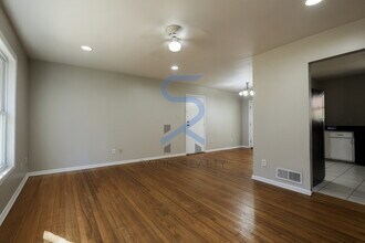 2821 Petersburg Ct in Decatur, GA - Building Photo - Building Photo