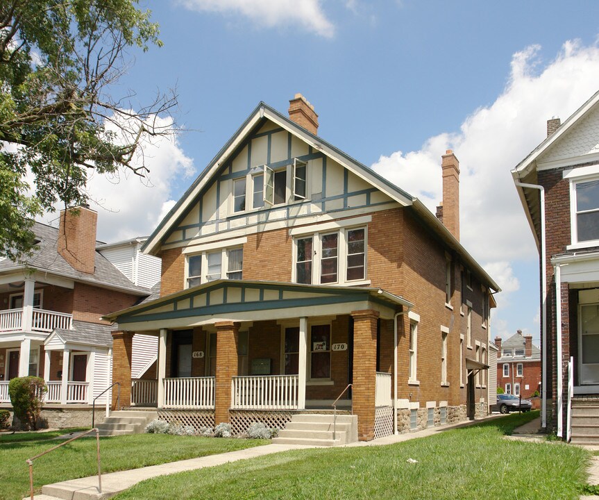 168-170 Chittenden Ave in Columbus, OH - Foto de edificio