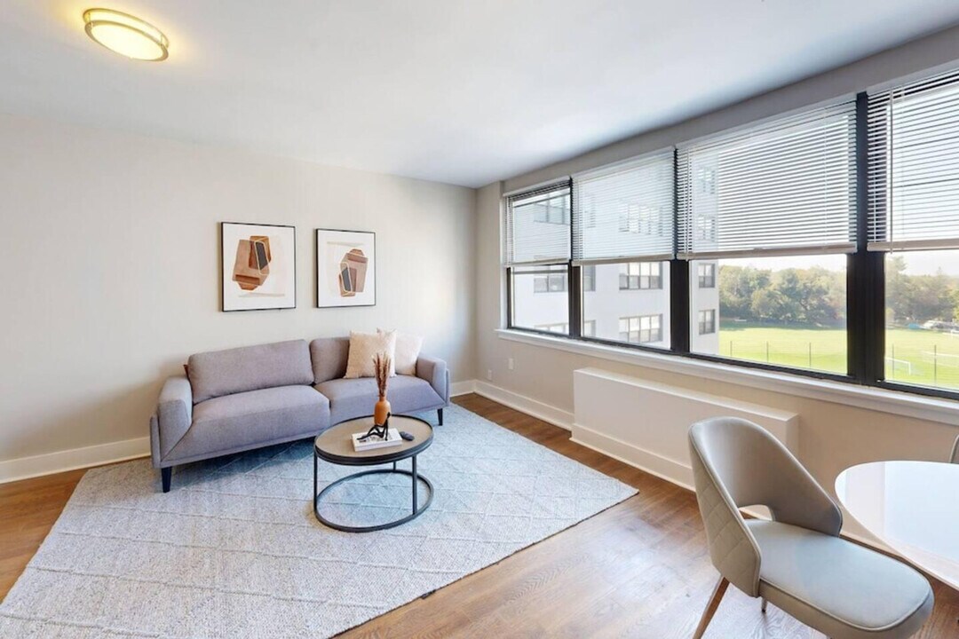 5450 Wissahickon Ave-Unit -ID1028995P in Philadelphia, PA - Building Photo