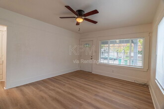 444 E Sonoma Ave in Stockton, CA - Building Photo - Building Photo