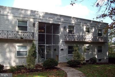 2135 Suburban Rd in York, PA - Building Photo