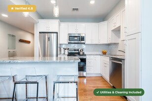 Furnished Private Bedroom in Cambridge in Cambridge, MA - Building Photo