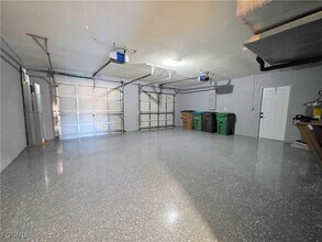 1625 N Gator Cir in Cape Coral, FL - Building Photo - Building Photo