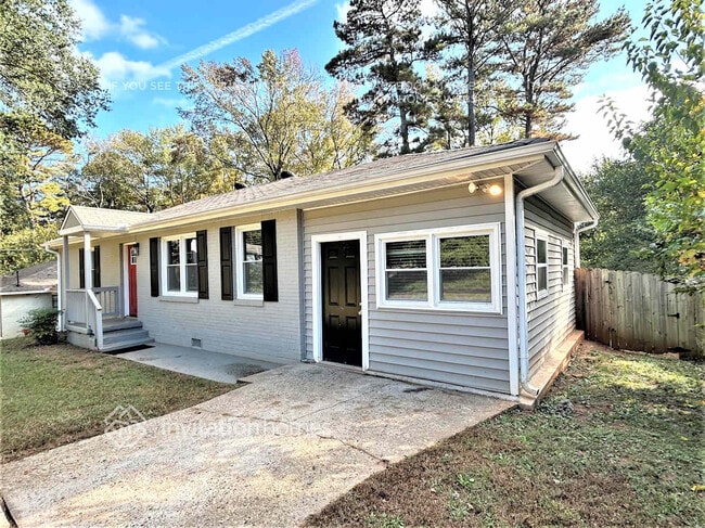2553 Habersham Dr in Decatur, GA - Building Photo - Building Photo