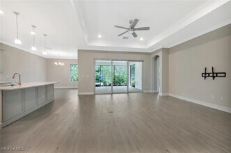 16800 Bay Is Ct in Bonita Springs, FL - Building Photo - Building Photo
