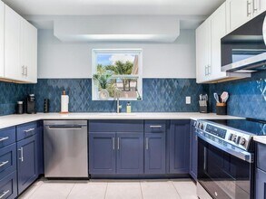 230 144th Ave in Madeira Beach, FL - Building Photo - Building Photo