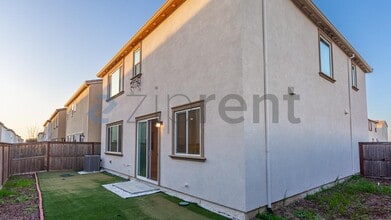 3500 Nuestra Ave in Sacramento, CA - Building Photo - Building Photo