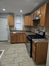 1528 W Oakdale St in Philadelphia, PA - Building Photo - Building Photo