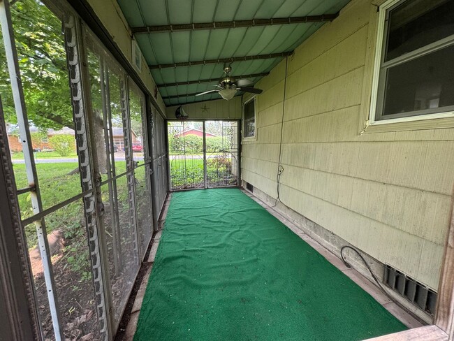 37 Auburn Ave in Rochester, NY - Building Photo - Building Photo