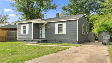 4052 Westover Ave in Memphis, TN - Building Photo - Building Photo