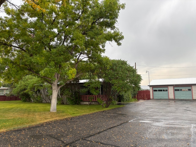 property at 440 Ronda Rd