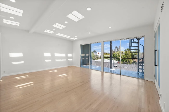 314 5th Ave in Los Angeles, CA - Building Photo - Building Photo
