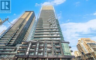 110 Broadway Ave in Toronto, ON - Building Photo