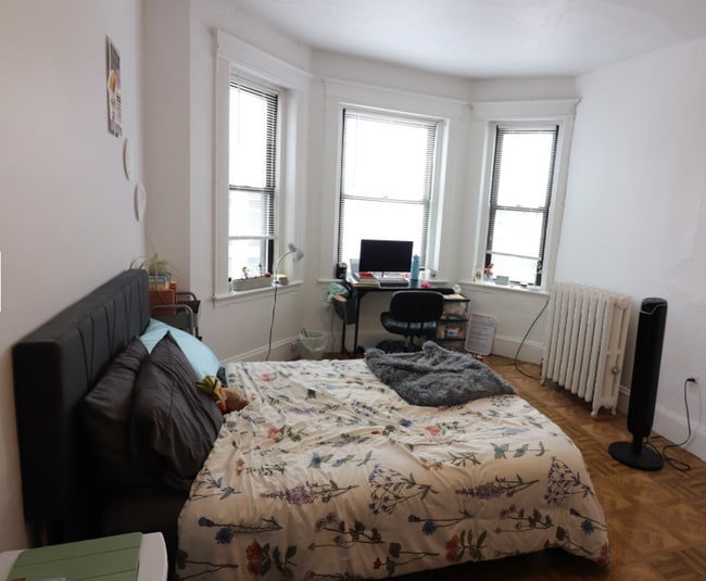 property at 407 Huntington Ave