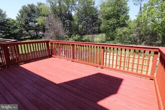 18365 Honeylocust Cir in Gaithersburg, MD - Building Photo - Building Photo