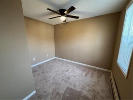 908 S 8th St in Noblesville, IN - Building Photo