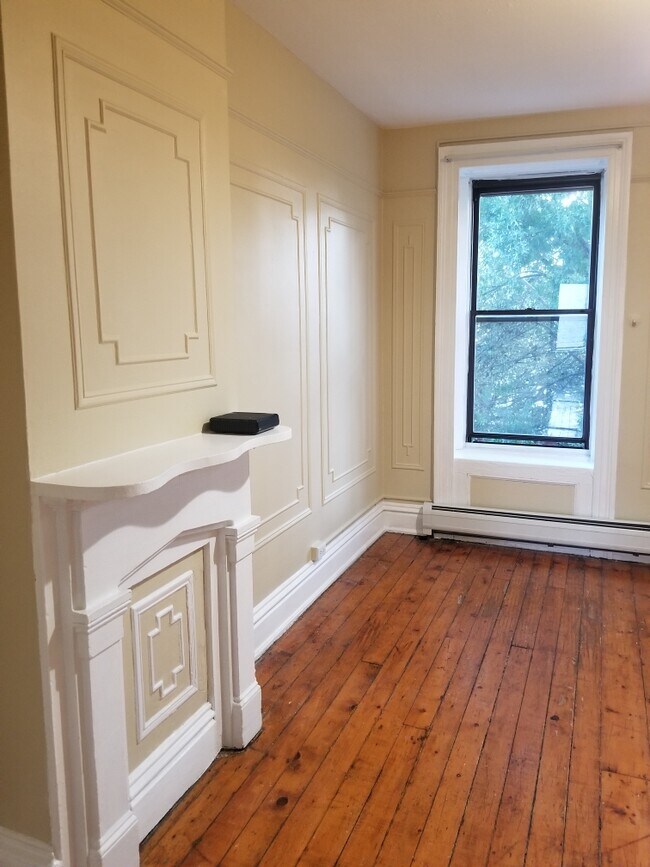 152 Mercer St, Unit Top3rdFloorApartment in Jersey City, NJ - Building Photo - Building Photo