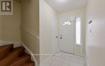 86 Carleton Pl in Brampton, ON - Building Photo - Building Photo