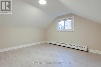 81 McMillan Dr in Oshawa, ON - Building Photo - Building Photo