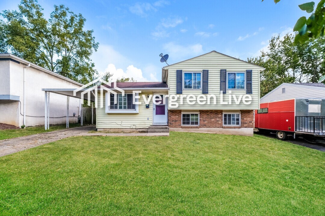 2578 Bethesda Ave in Columbus, OH - Building Photo