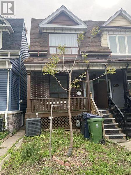 property at 1067 Dovercourt Rd