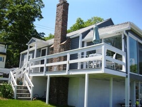 11 Stanhope Ave in Old Lyme, CT - Building Photo - Building Photo