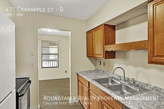 475 Crabapple Ct in Orange Park, FL - Foto de edificio - Building Photo