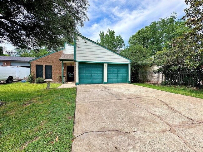 property at 9004 Vogue Ln