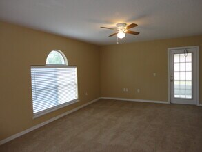 2062 El Marra Dr in Ocoee, FL - Building Photo - Building Photo