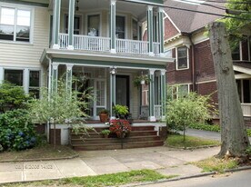 266 Willow St, Unit 2 in New Haven, CT - Building Photo