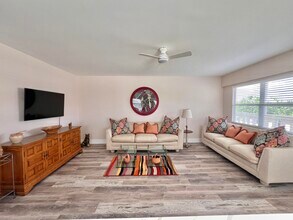 39 Dorset Dr in Boca Raton, FL - Building Photo - Building Photo