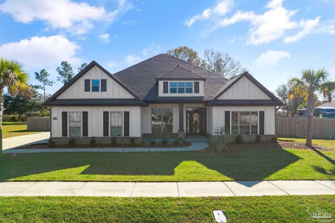2659 Gemstone Cir in Milton, FL - Foto de edificio