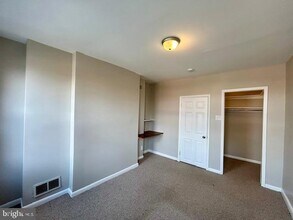 923 McHenry St in Baltimore, MD - Building Photo - Building Photo