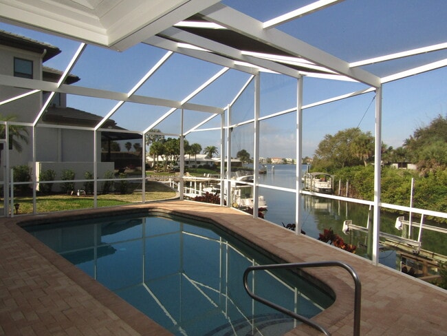 property at 468 Bellini Cir