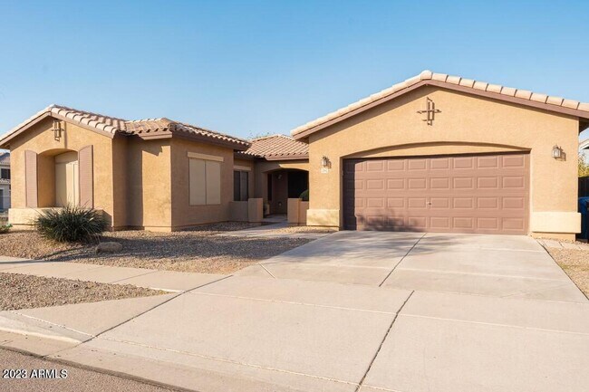 property at 5342 W La Salle St
