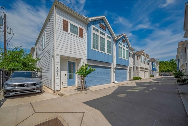 property at 9420 Kerrwood Ln