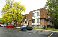 Alt Stone Bridge Apartments in Toledo, OH - Building Photo - Building Photo