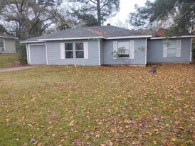 112 E Morris St in Jasper, TX - Building Photo