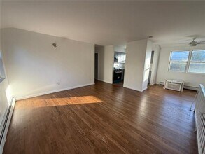 120-36 Marsden St in Queens, NY - Building Photo - Building Photo