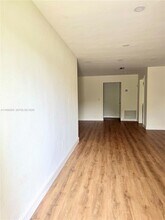 11201 NE 3rd Ave in Miami, FL - Building Photo - Building Photo
