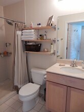 1000 W Leland Ave in Chicago, IL - Building Photo - Building Photo