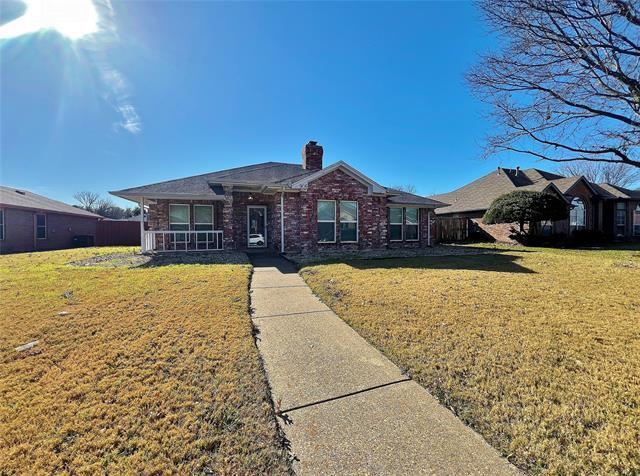 906 Moore St in Cedar Hill, TX - Building Photo